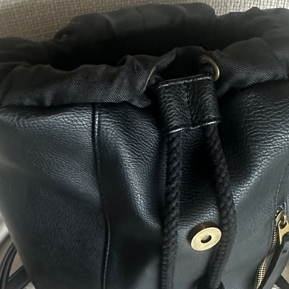 Nwot Universal Thread Black Backpack With Snap Cl… - image 7